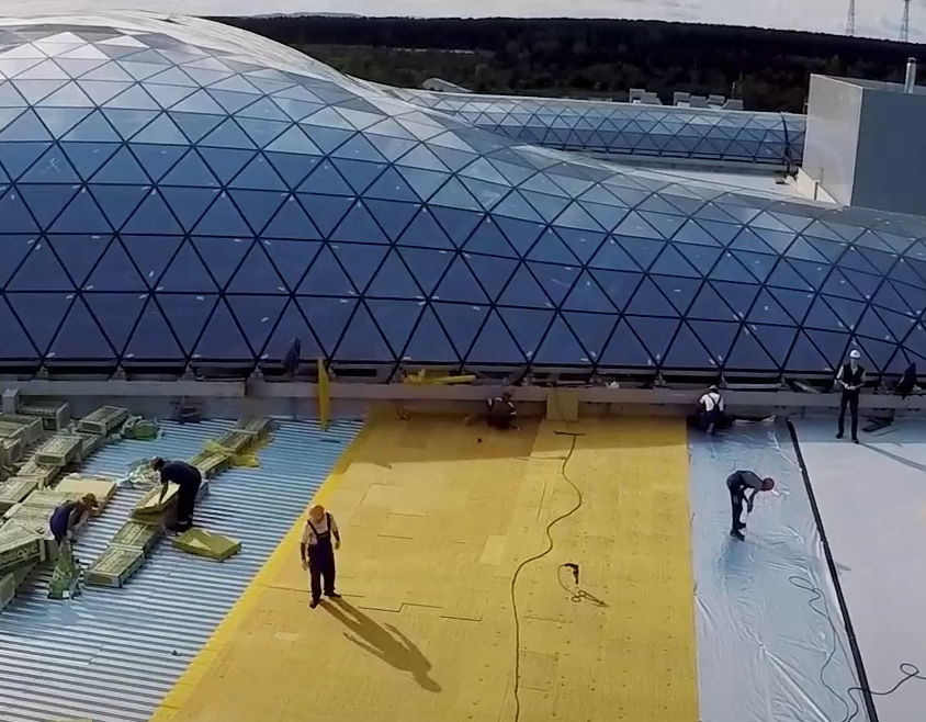 Устройство мембранной мягкой кровли с разделительным слоем из материала Контролит